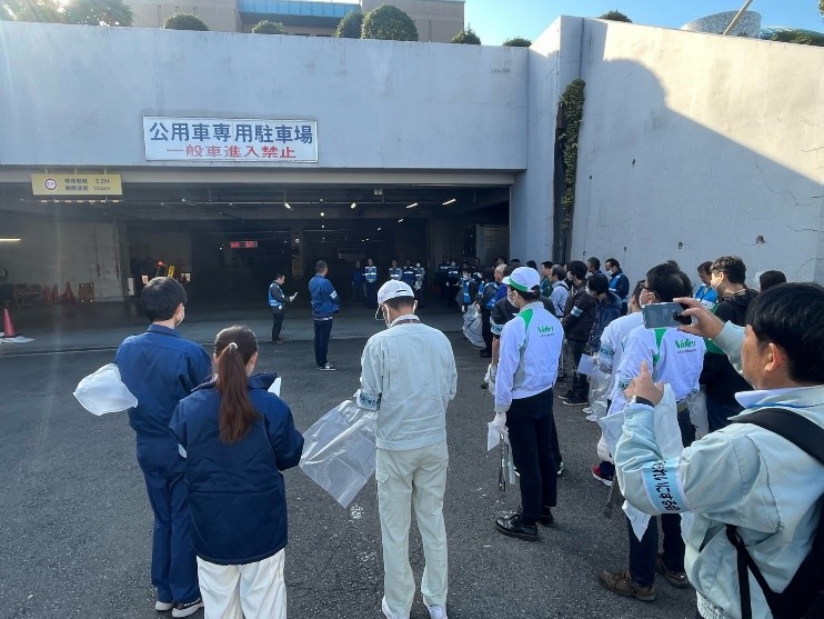⾼座地区河川の清掃活動