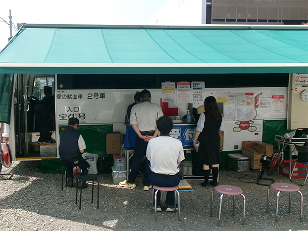 献血の様子（御殿場工場）