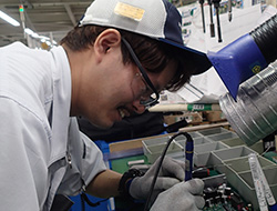 2013年入社 制御装置製造 中村さんの画像