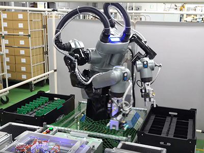 双腕協働ロボット検査装置の画像
